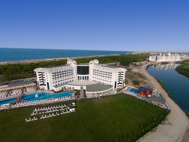 Water Side Resort & Spa Bilder